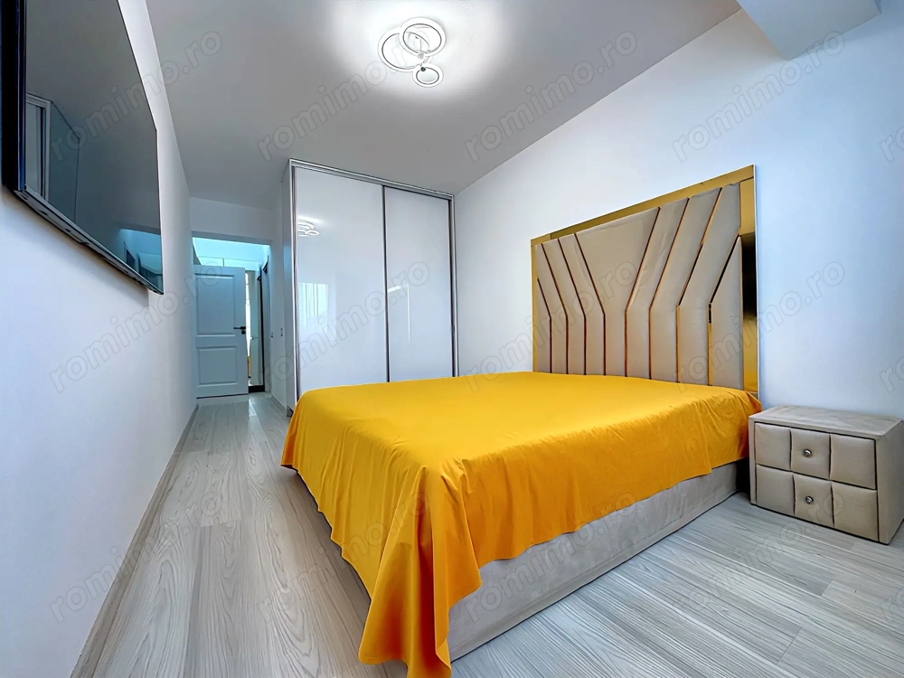 3 camere decomandat bucatarie inchisa 79mp Grand Arena parcare inclusa