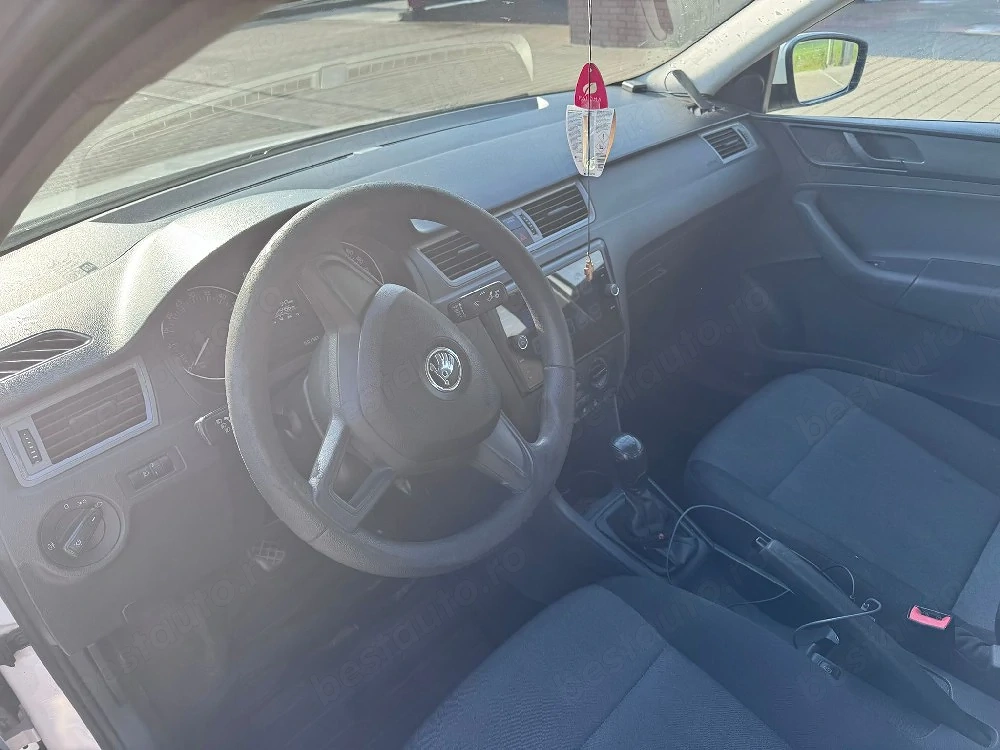 Skoda rapid 1.6 TDI - 2016