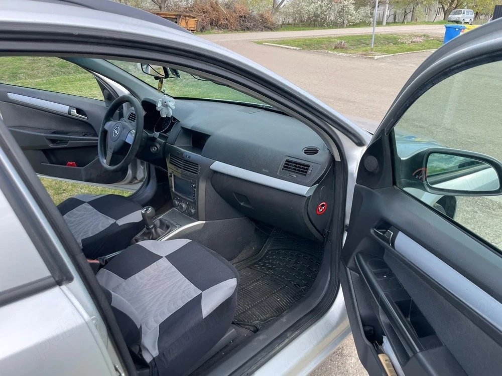 Vand Opel Astra H Combi Diesel 1.7 in stare foarte buna de functionare