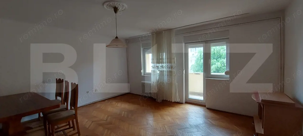 Apartament 3 camere, 114.67 mp, etaj intermediar, zonă Centrală