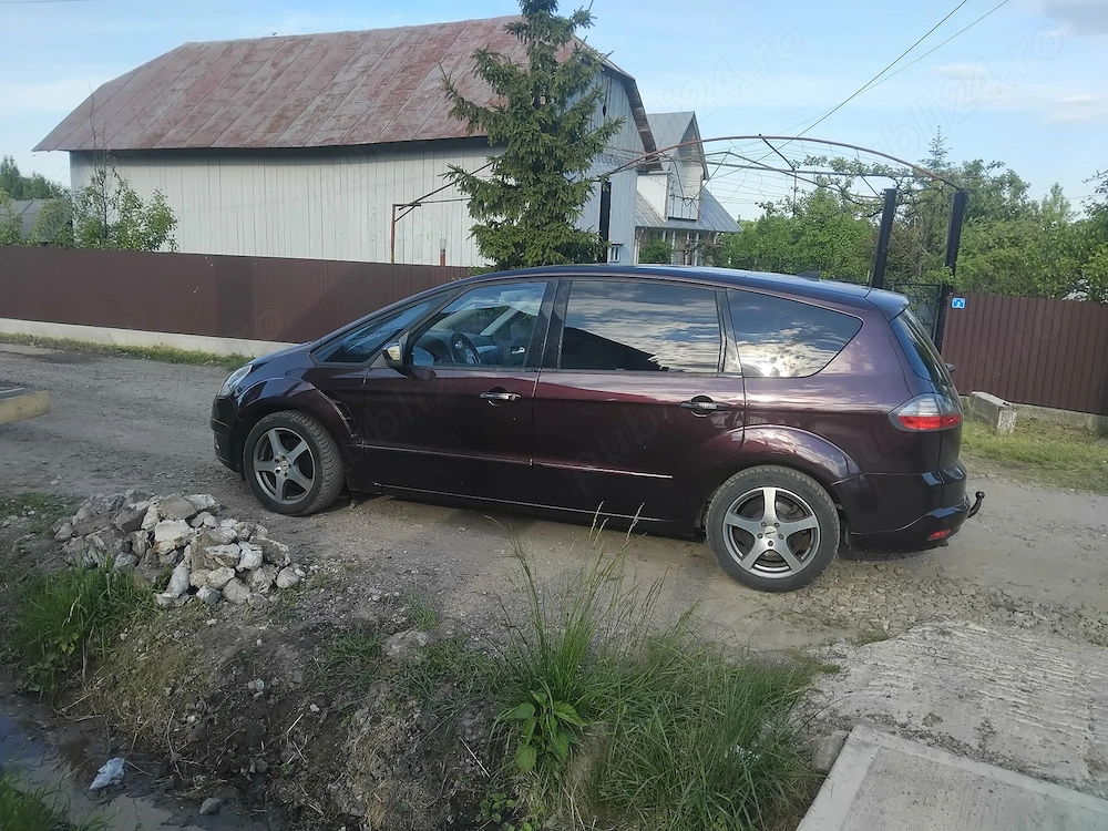 Vand ford s-max din 2009 cutie automata 7 locuri mai multe detali la telefon