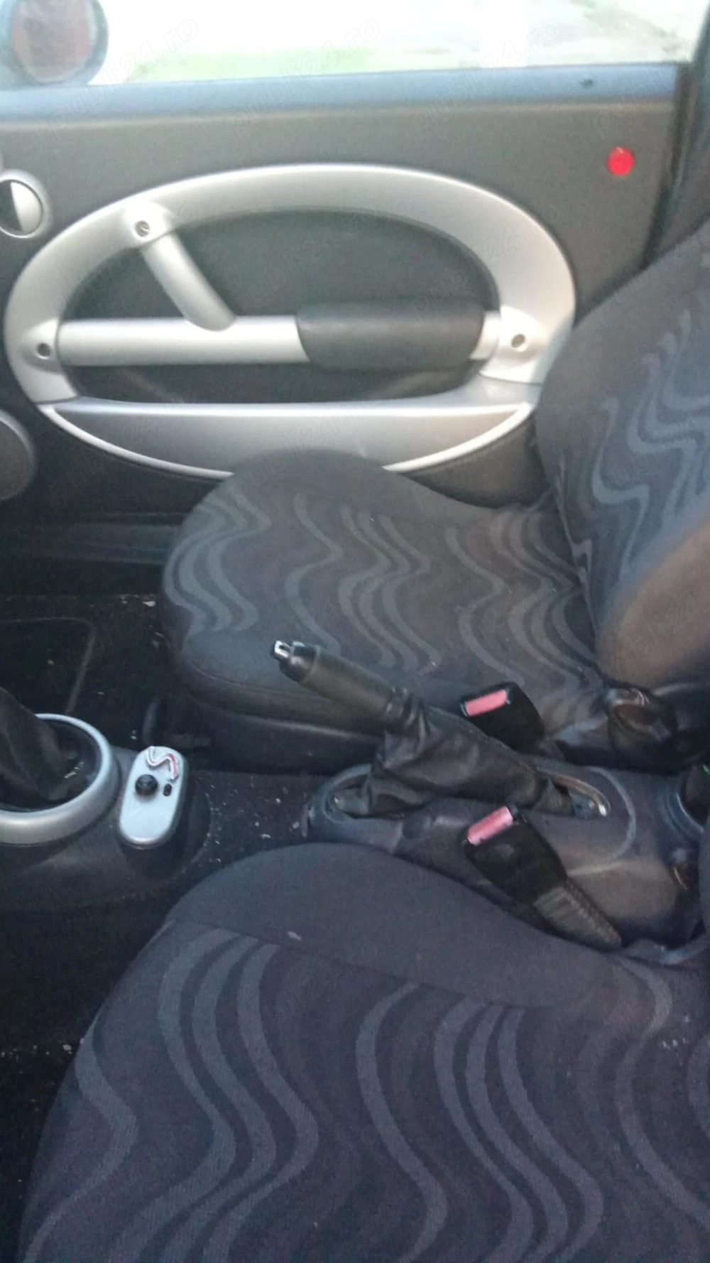 Vind urgent mini cooper an 2002 preț neg 