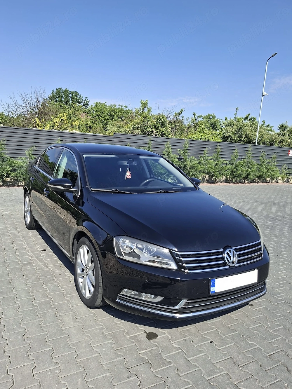 Volkswagen Passat B7 Sedan 2.0 TDI DSG   an 2013