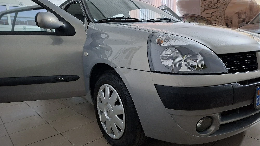 Renault Symbol 1.4i benzină cu 9.000km