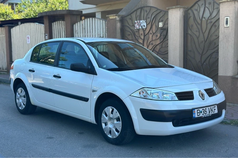 Renault Megane || Sedan - Unic Proprietar - 60.000 km
