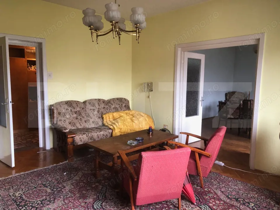 Apartament 4 camere, 117.24 mp, cu pivnița și garaj, zona Semicentrală 