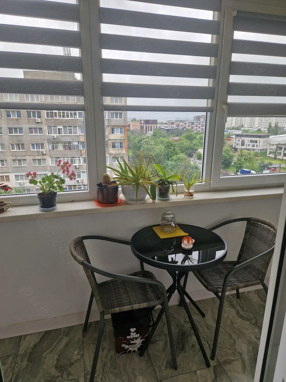 Proprietar vand apartament 2 camere decomandat in zona Kaufland Ploiesti Vest