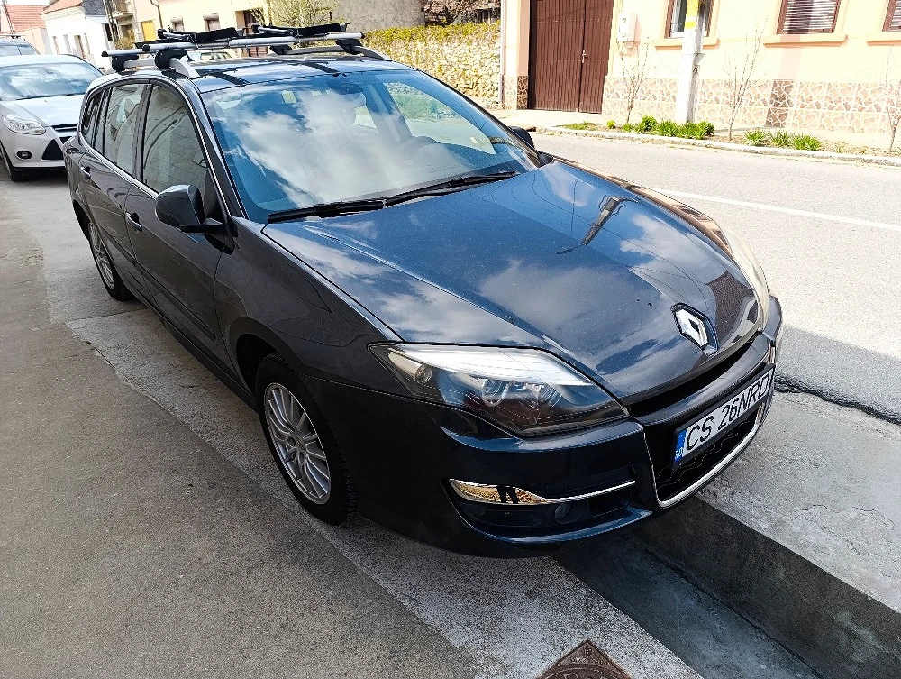 Rebault Laguna 3