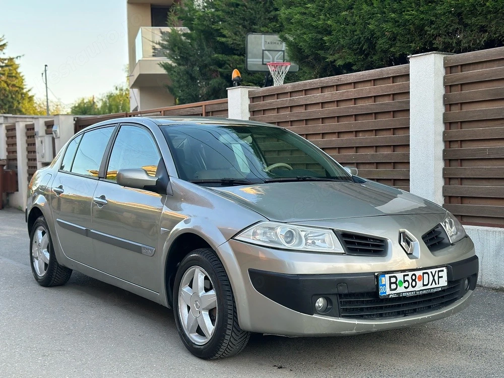 Renault Megane 2 Sedane 1.6 16valve Prestige  Full Climatronic Pilot automat Impecabil Tehnic Esteti