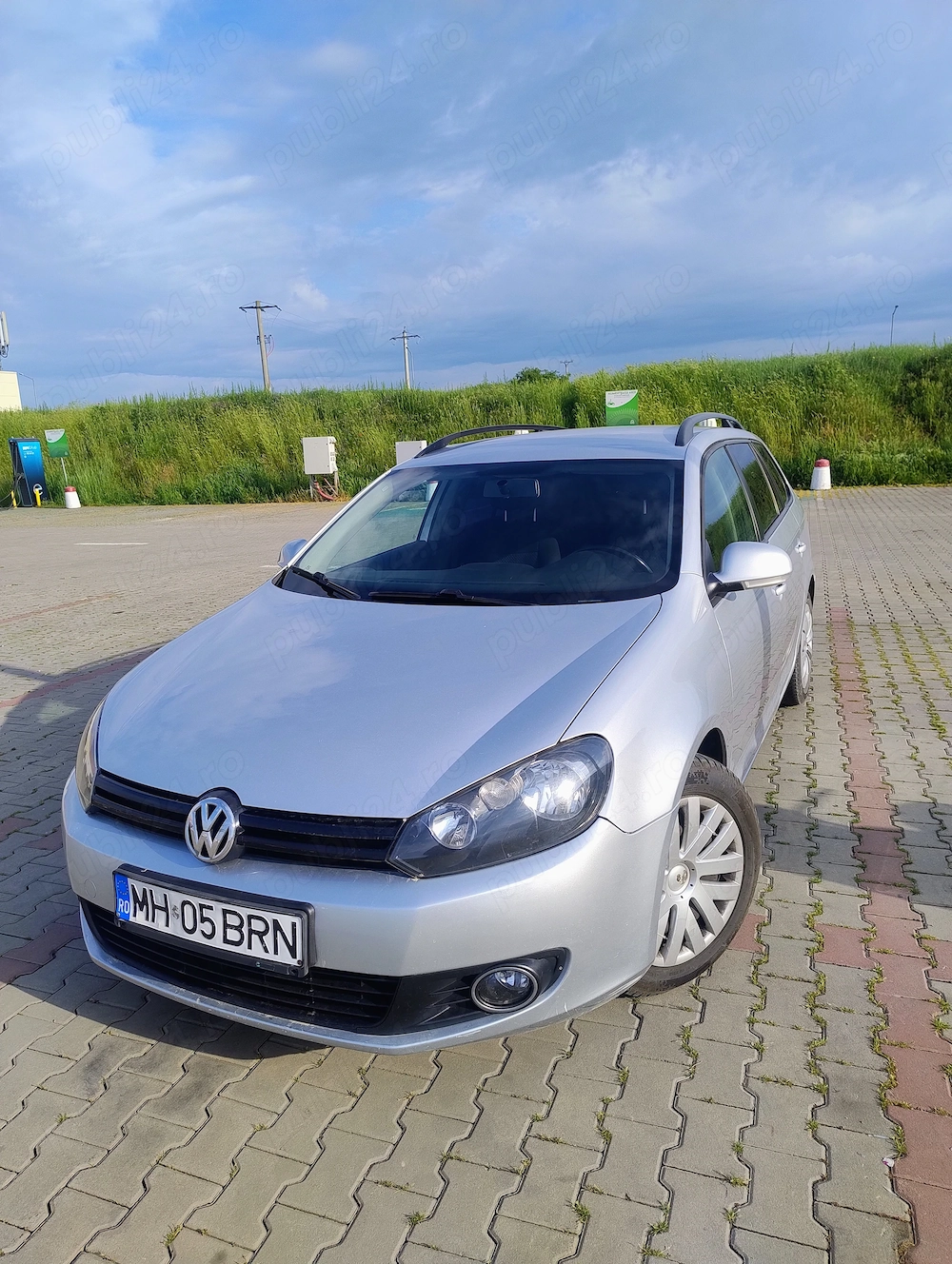 Vând Volkswagen Golf 6 Break,2011,1,2 TSI,105 cai ,193.000 km