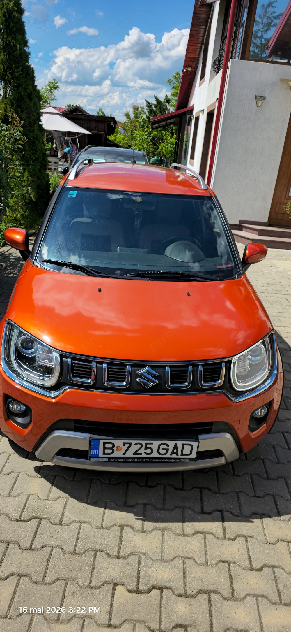 Minisuv hibrid ideal pentru oraș și drum lung, consum redus