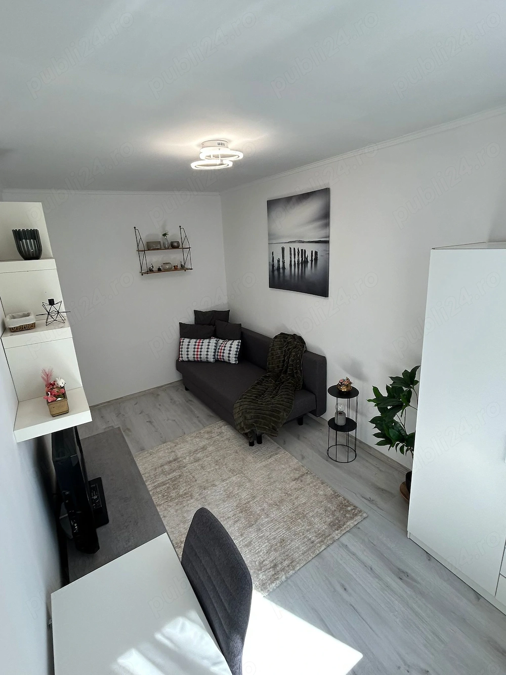 Apartament 3 camere decomandat mobilat si utilat, la cheie