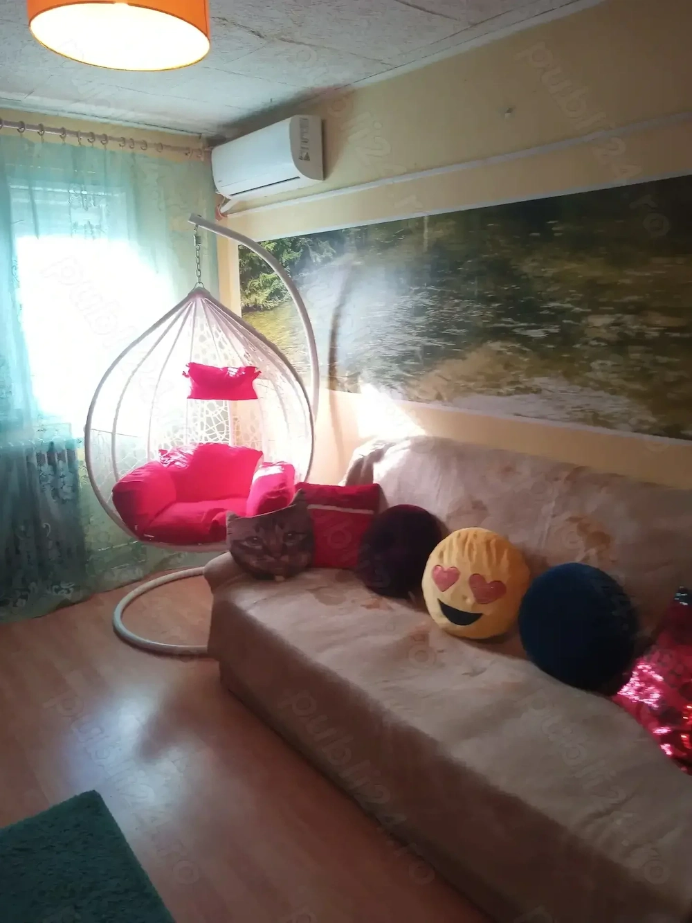 Proprietar,Apartament trei camere de vânzare 