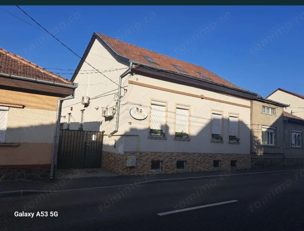 BRASADAS vinde casa in centrul orasului S+P+M Piata Mare