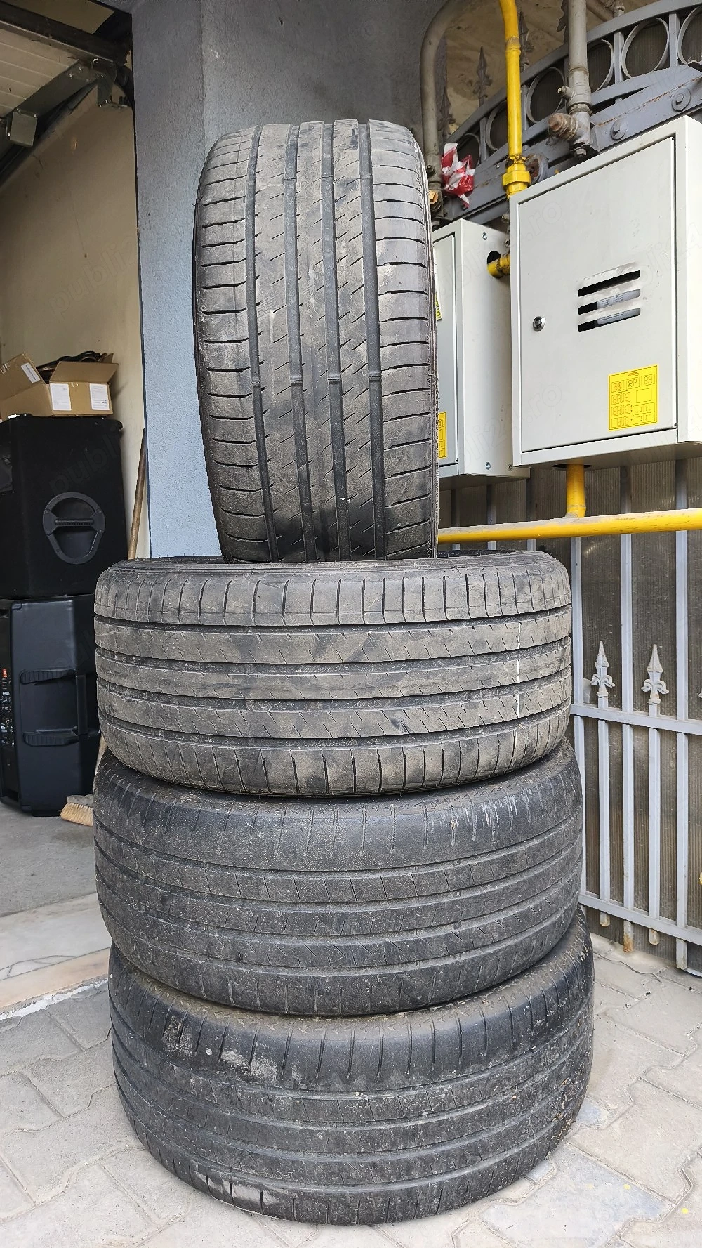 Anvelope vara 275/40/20