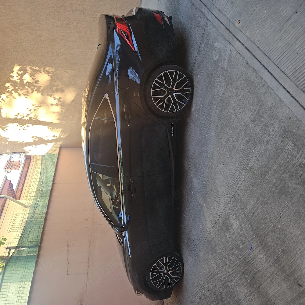 Lexus is 300h