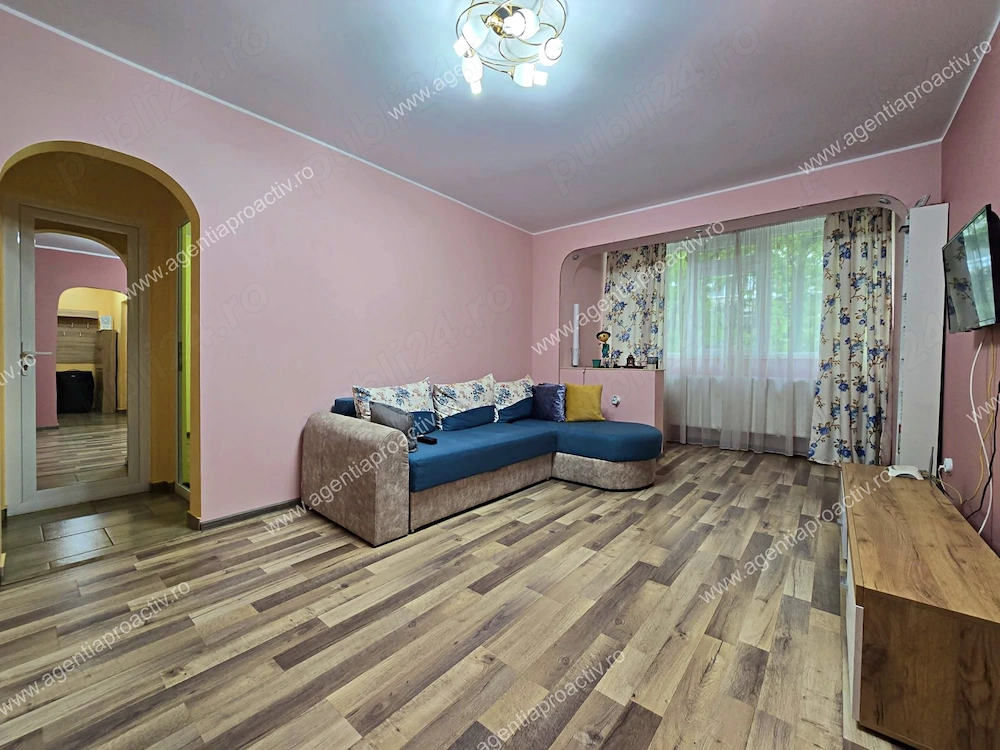Apartament cu 2 camere, cartier Micro 16, parter