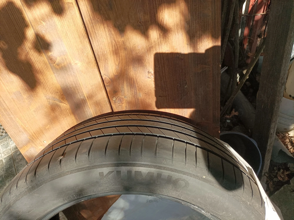 Vând anvelope de vara noi kumho 