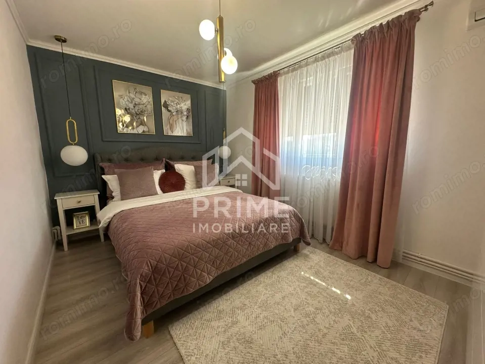 Apartament 3 camere, RENOVAT| 52 mp| zona Piața Cetate 