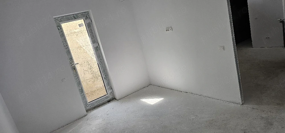 unchiriez spatiu la subsolul unui bloc