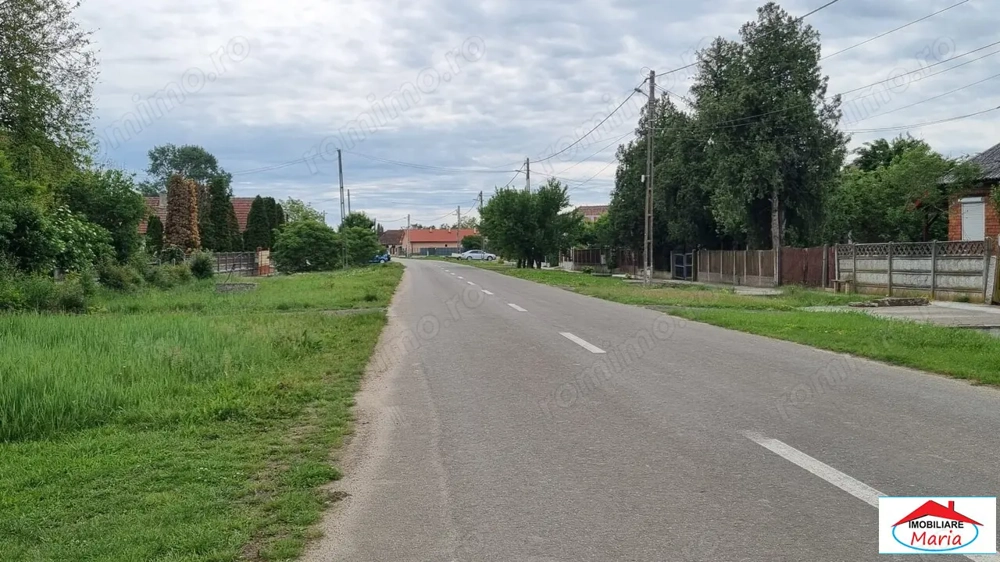 Teren intravilan si loc de casa in Oar