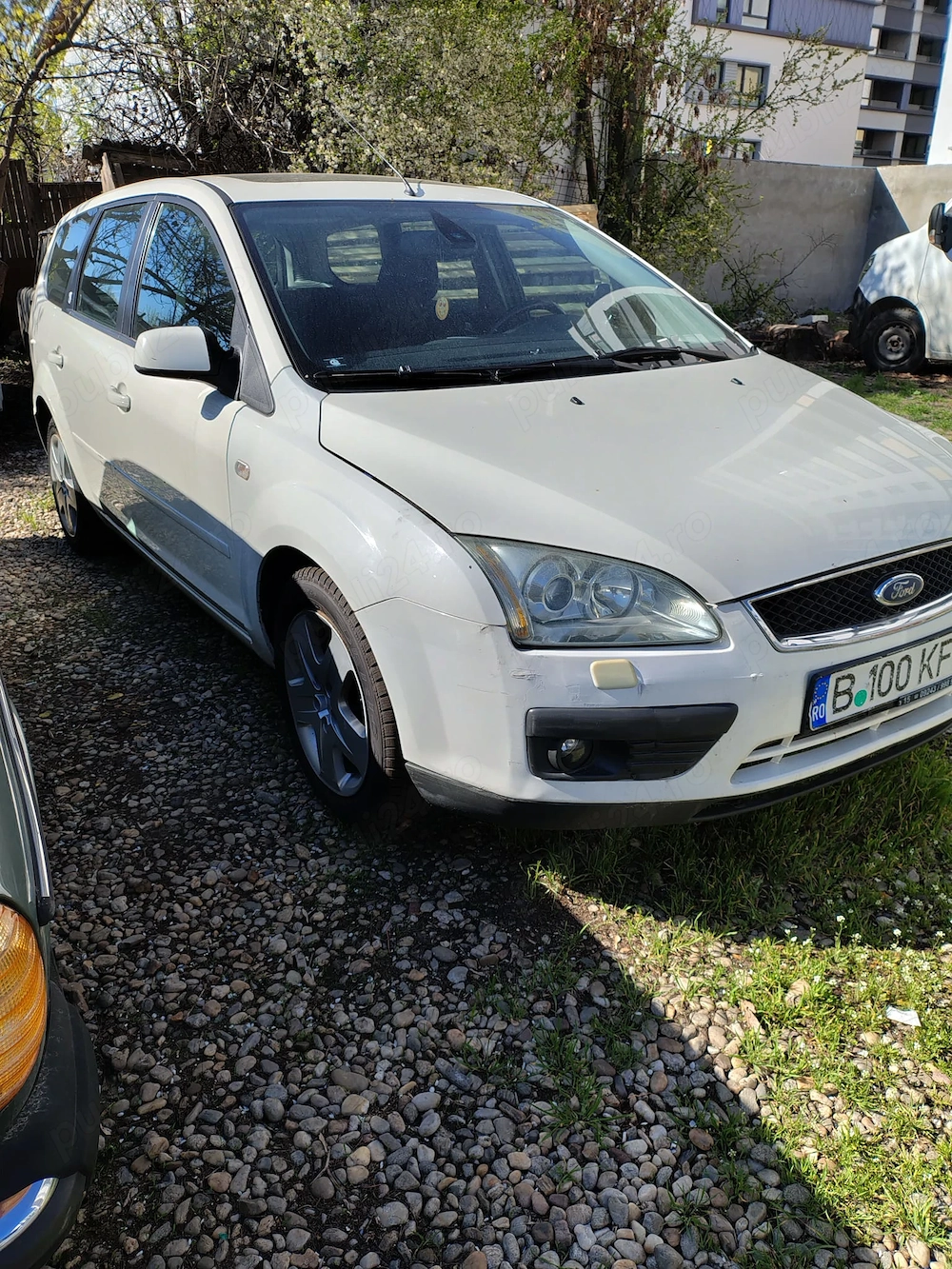 VAND Ford Focus Ghia