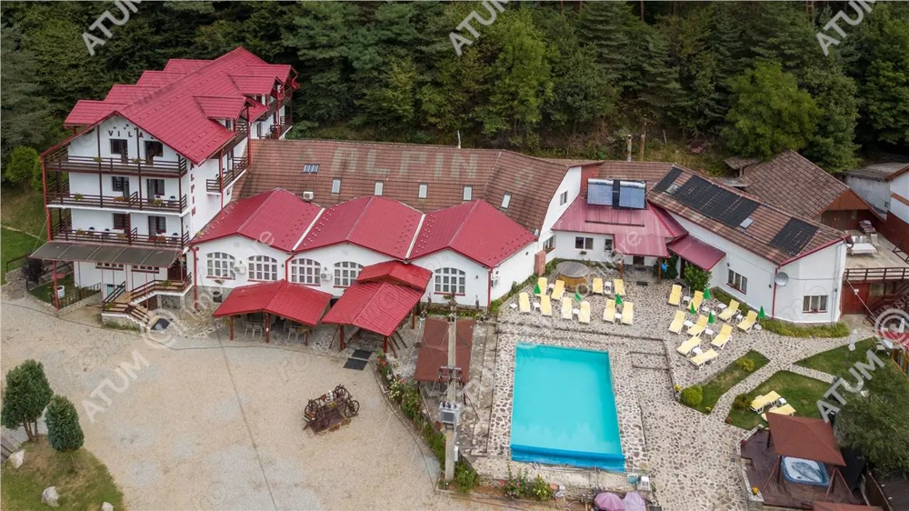 Pensiune turistica cu restaurant si 33 camere in Rasinari Sibiu