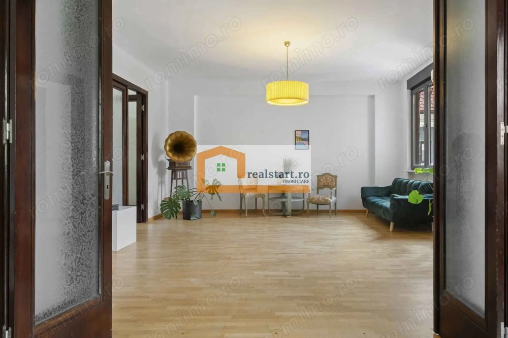 Polona - Pta Romana, Exclusivist, Metrou Pta Romana la 600m distanta