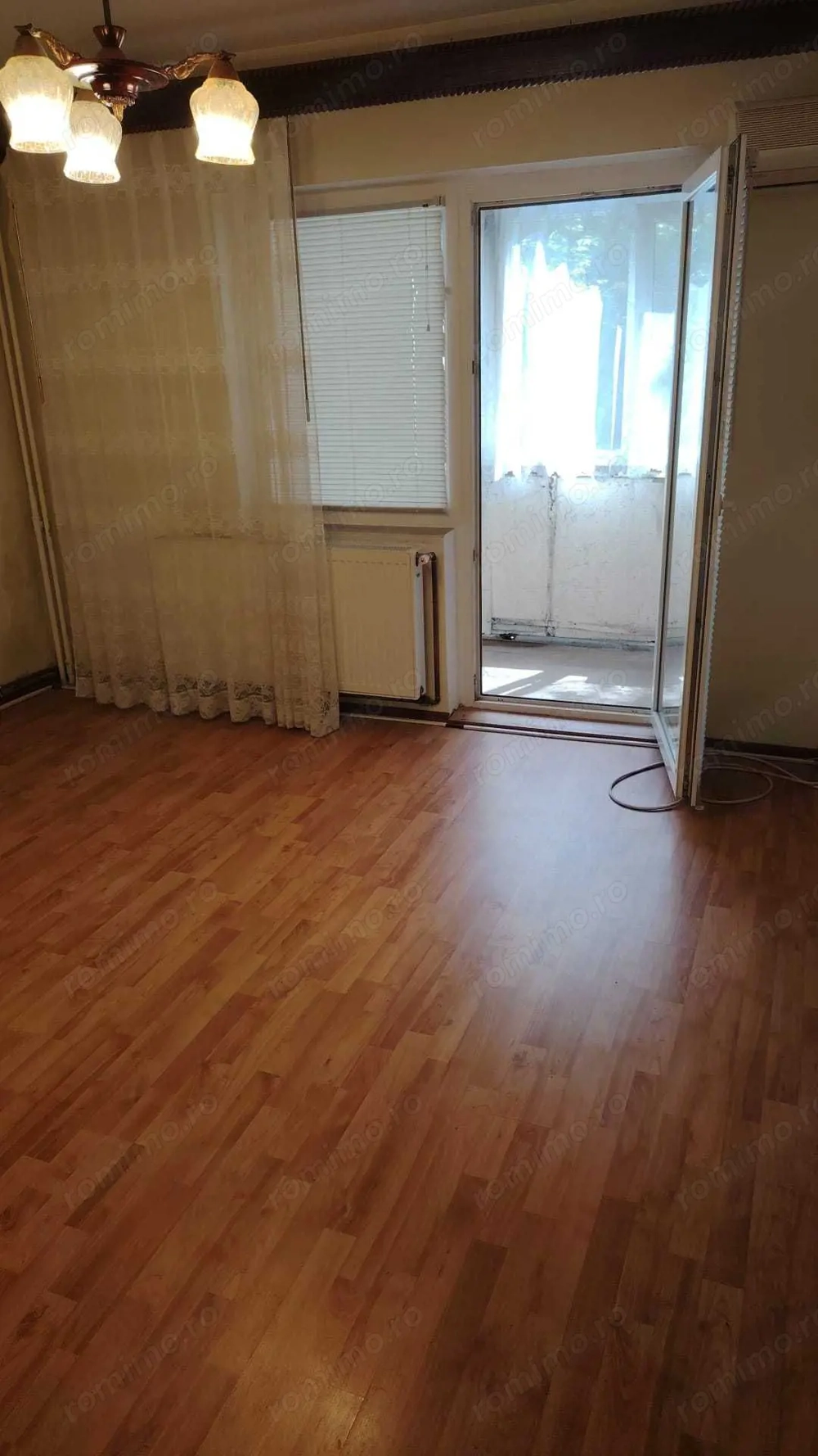 Investiție de Top | 2 Camere 66 mp Vitan Mall – Etaj 1 | Bloc 1990 | Centrală
