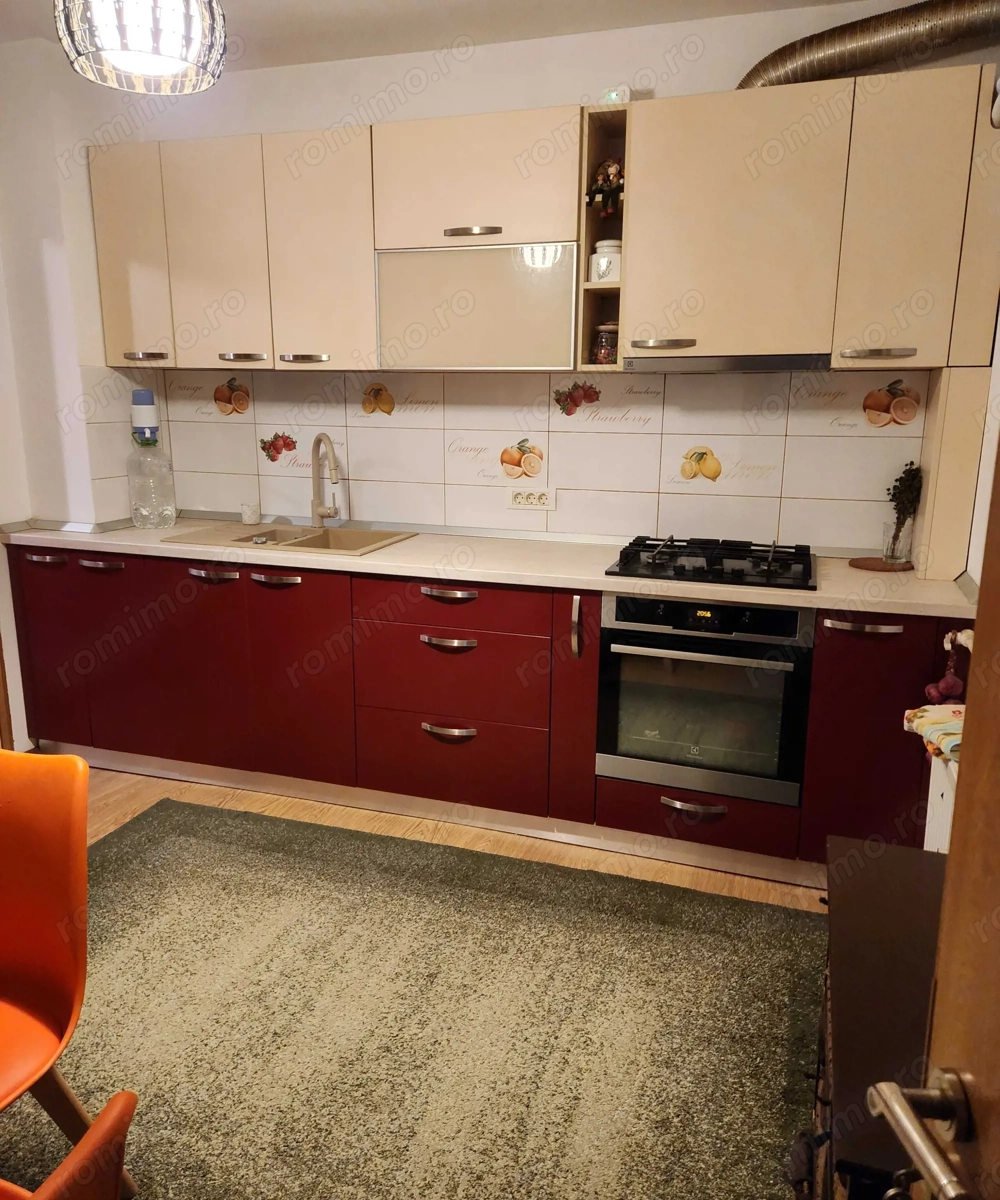 Apartament modern 3 camere, parcare, bloc anvelopat, zona Lujerului