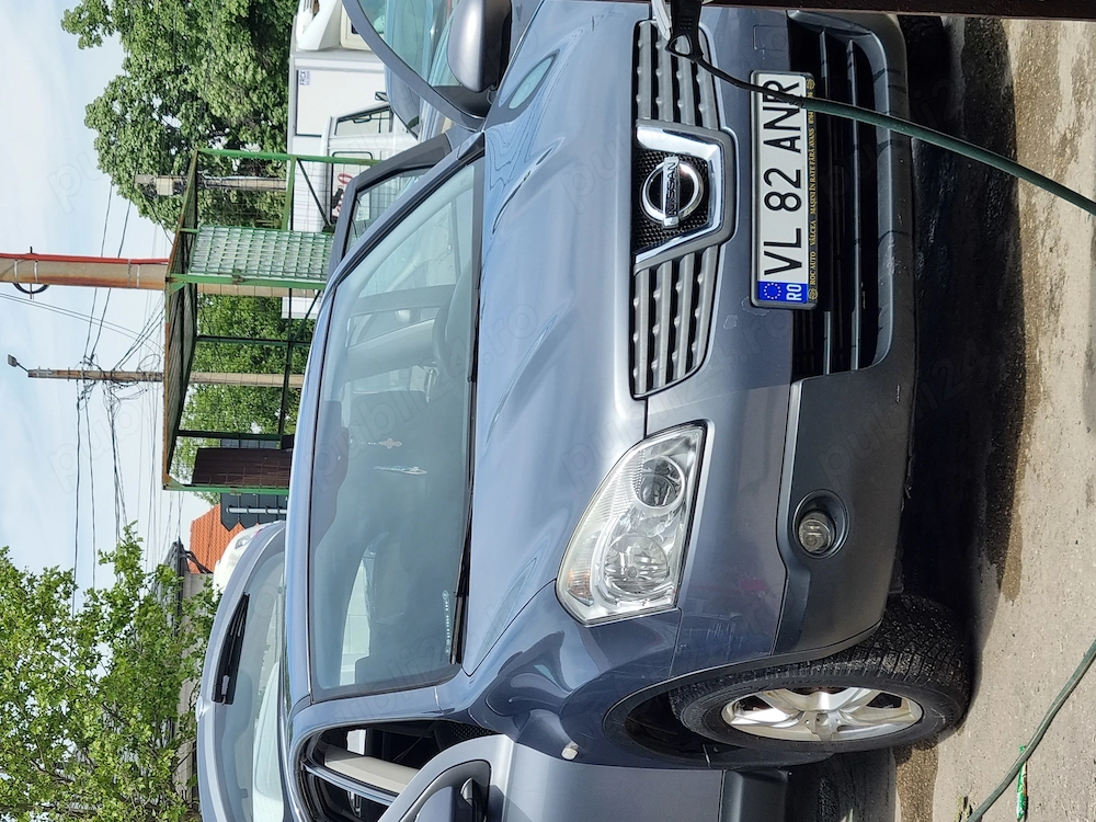   Vând Nissan Qas