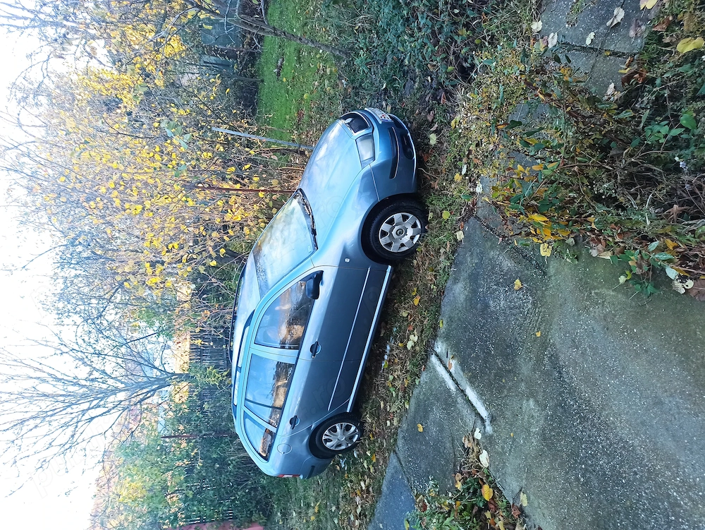 Vând Skoda Fabia combi 