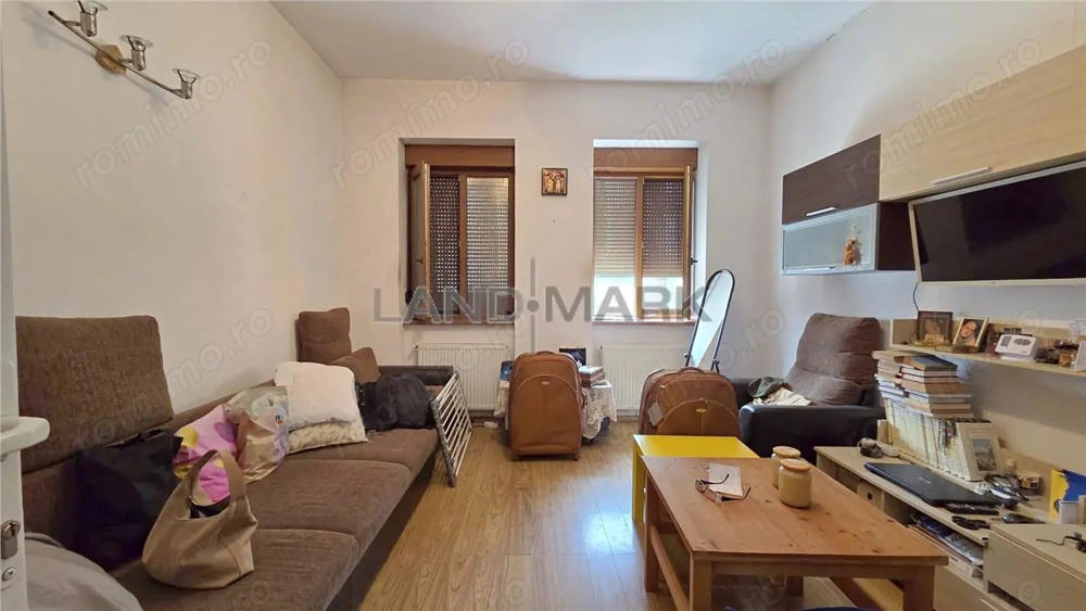 COMISION 0% CASA VECHE CU TEREN STR PREYER IOSEFIN