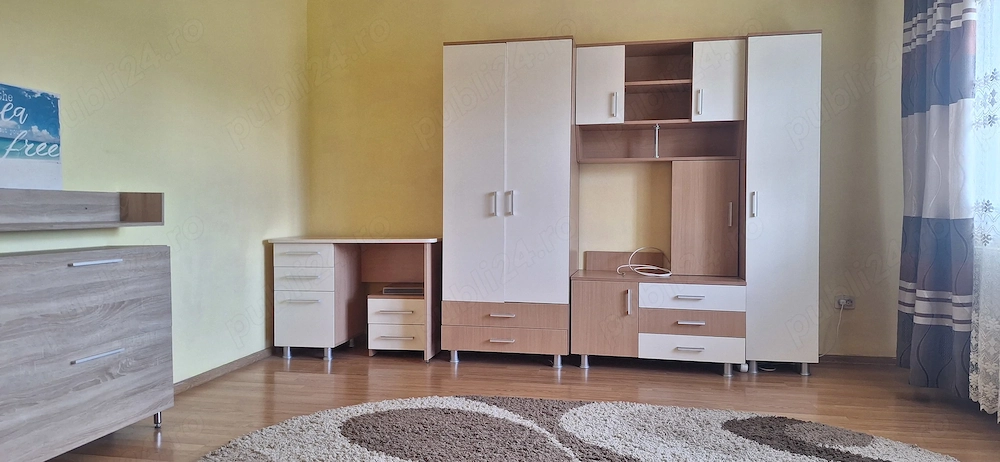 Apartament de închiriat