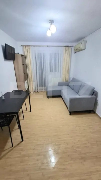 Apartament 3 camere ET 1