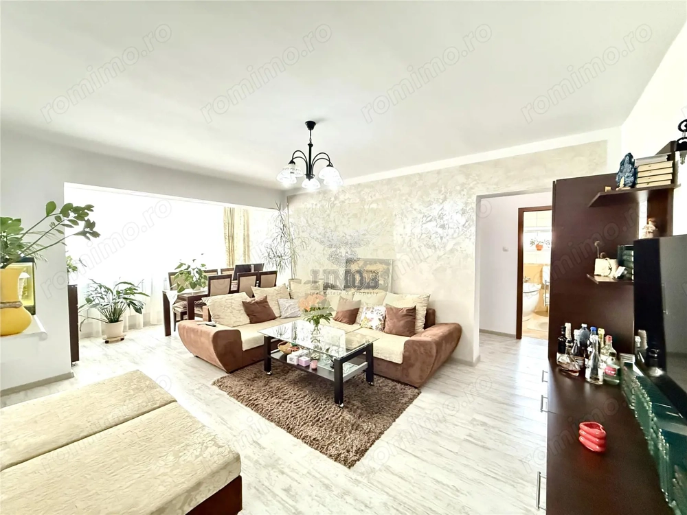 Apartament 105 mp construiti 2 camere garaj boxa camara Strand