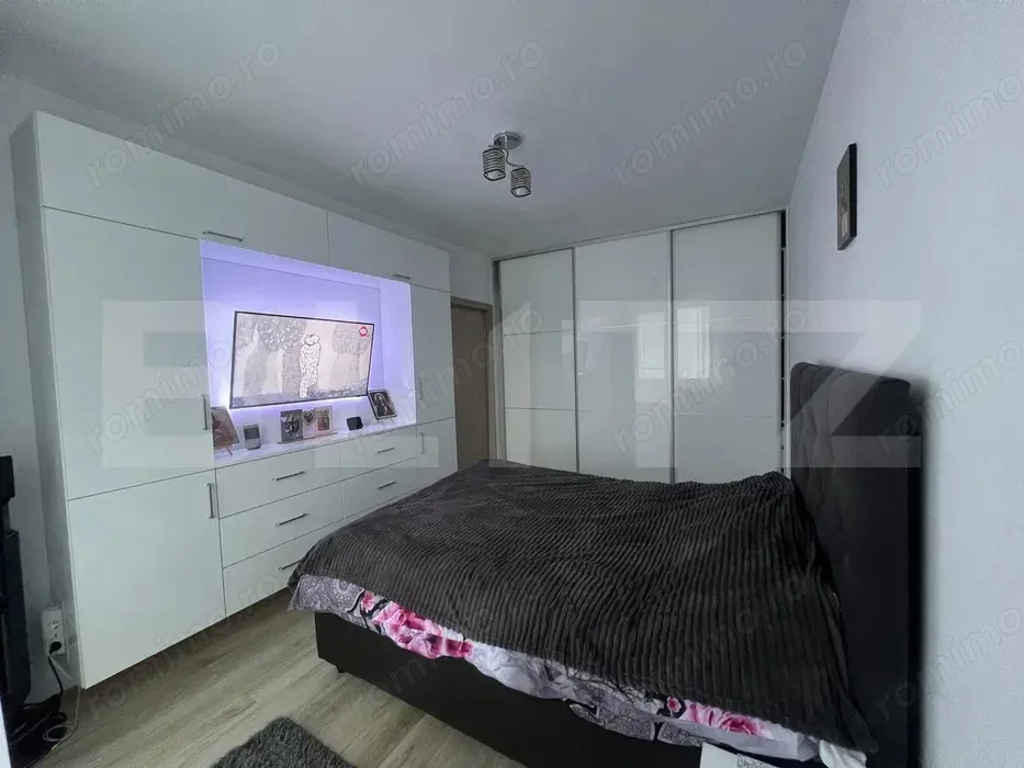 Apartament nou cu 2 camere, parcare, bloc cu lift, balcon, zona Urusagului