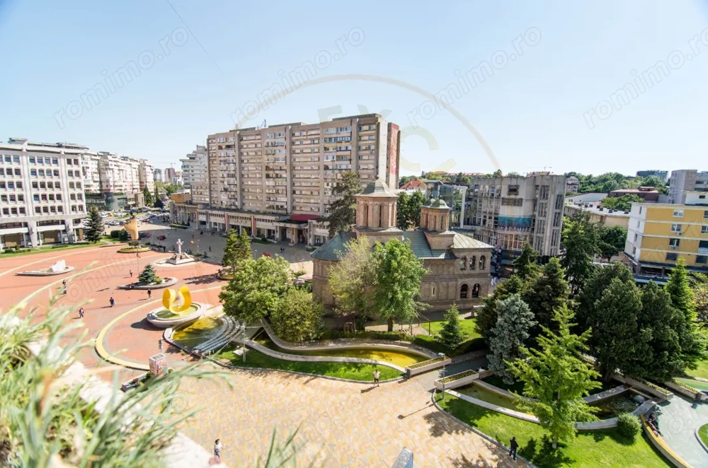 Apartament 4 camere +boxa, ultracentral Pitesti