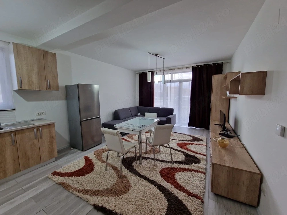Inchiriez apartament cu două camere