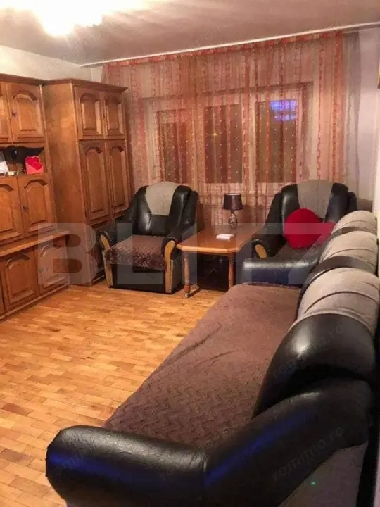Apartament 3 camere, 64 mp, zona Rogerius