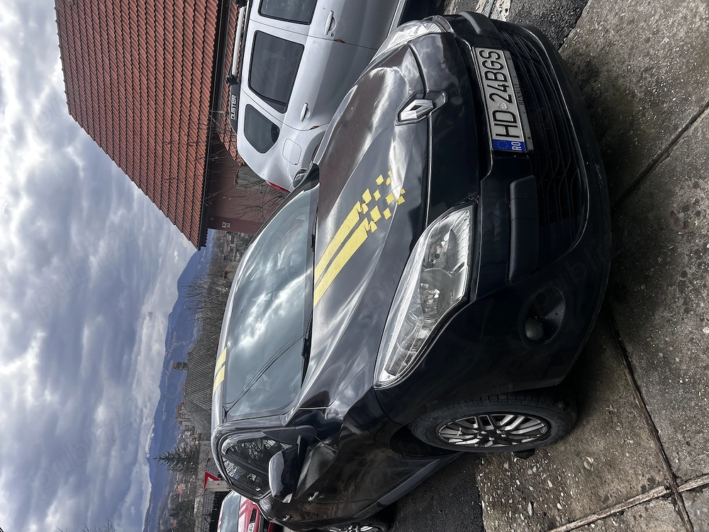 Vând Renault Megane 