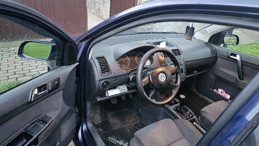 Vând vw polo 1.9 tdi 