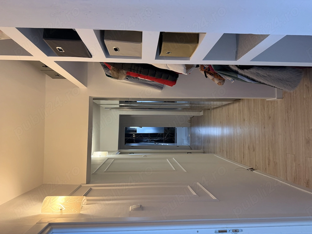 Vând apartament 3 camere 