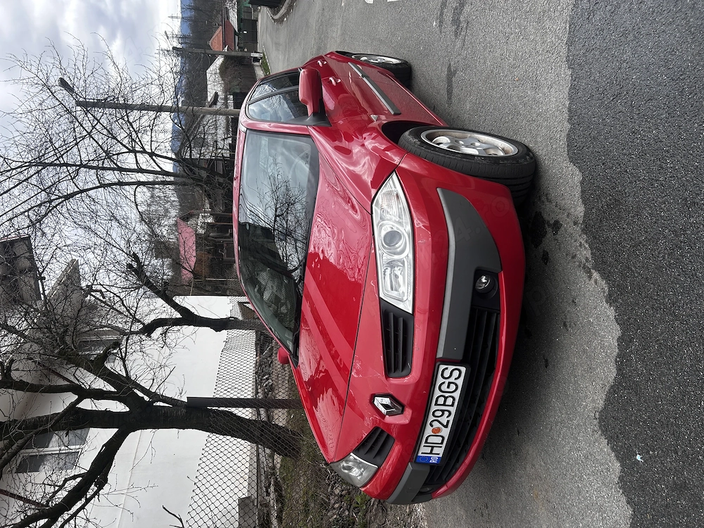 Vând Renault Megane 
