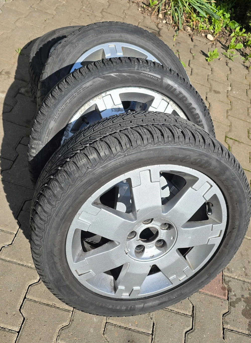 vând roți de iarnă pt Ford galaxy