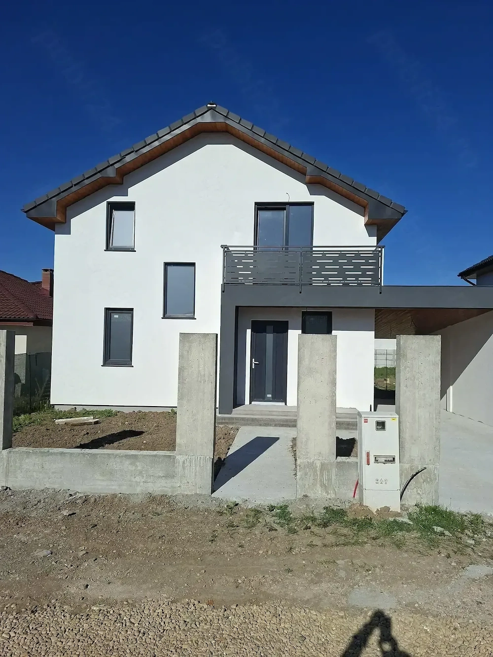 Vand casa tip P+M Martinesti