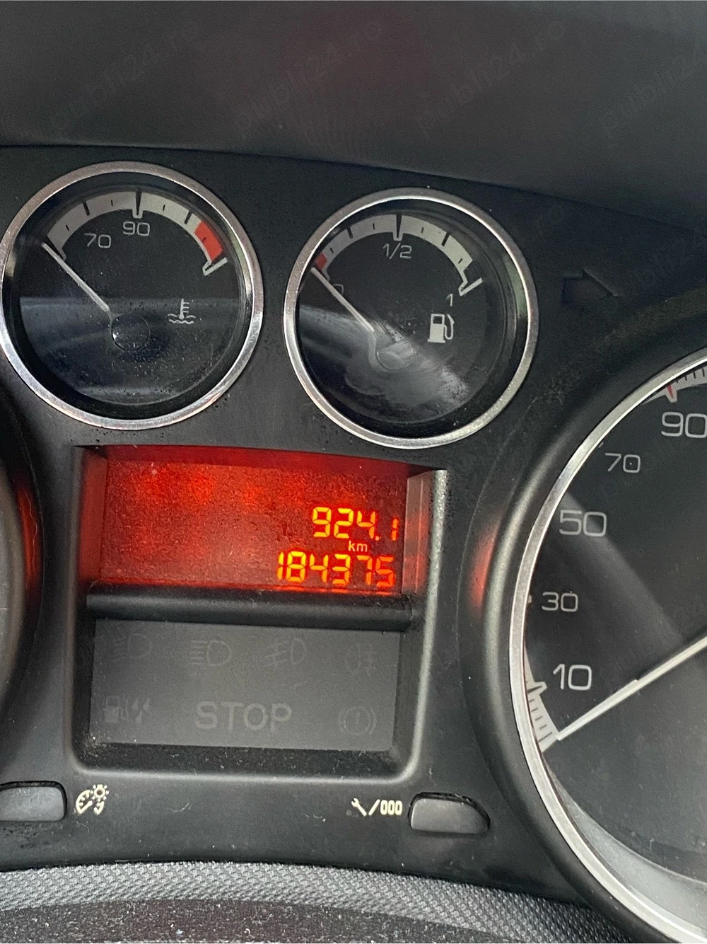 peugeot 308 suv