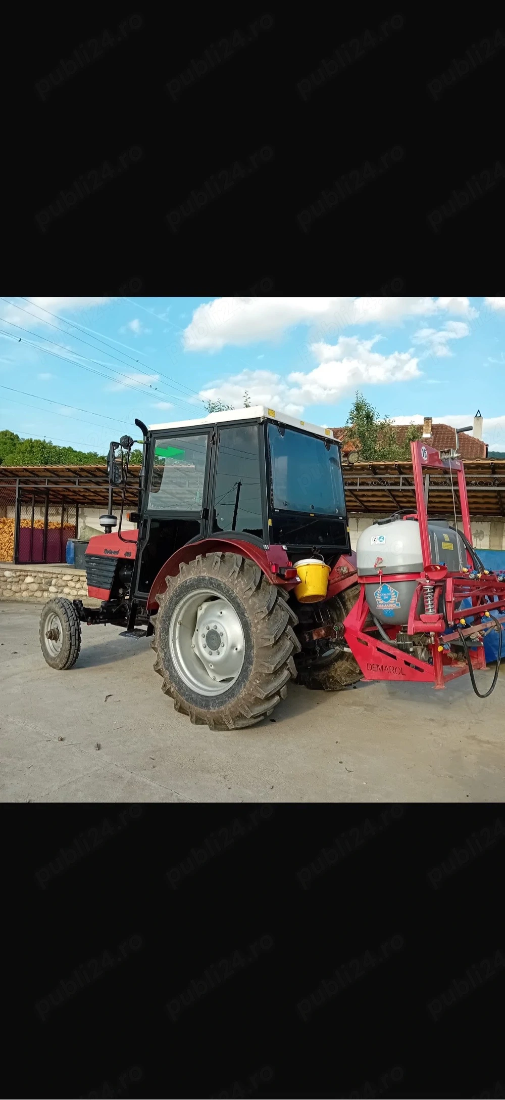 Vand Tractor UTB 483