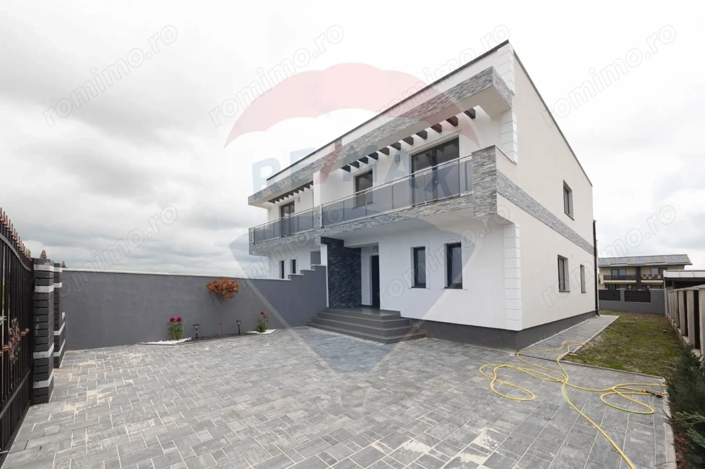 Casa 4 camere, 2 terase, curte, 1540 e/ mp, Izvor!