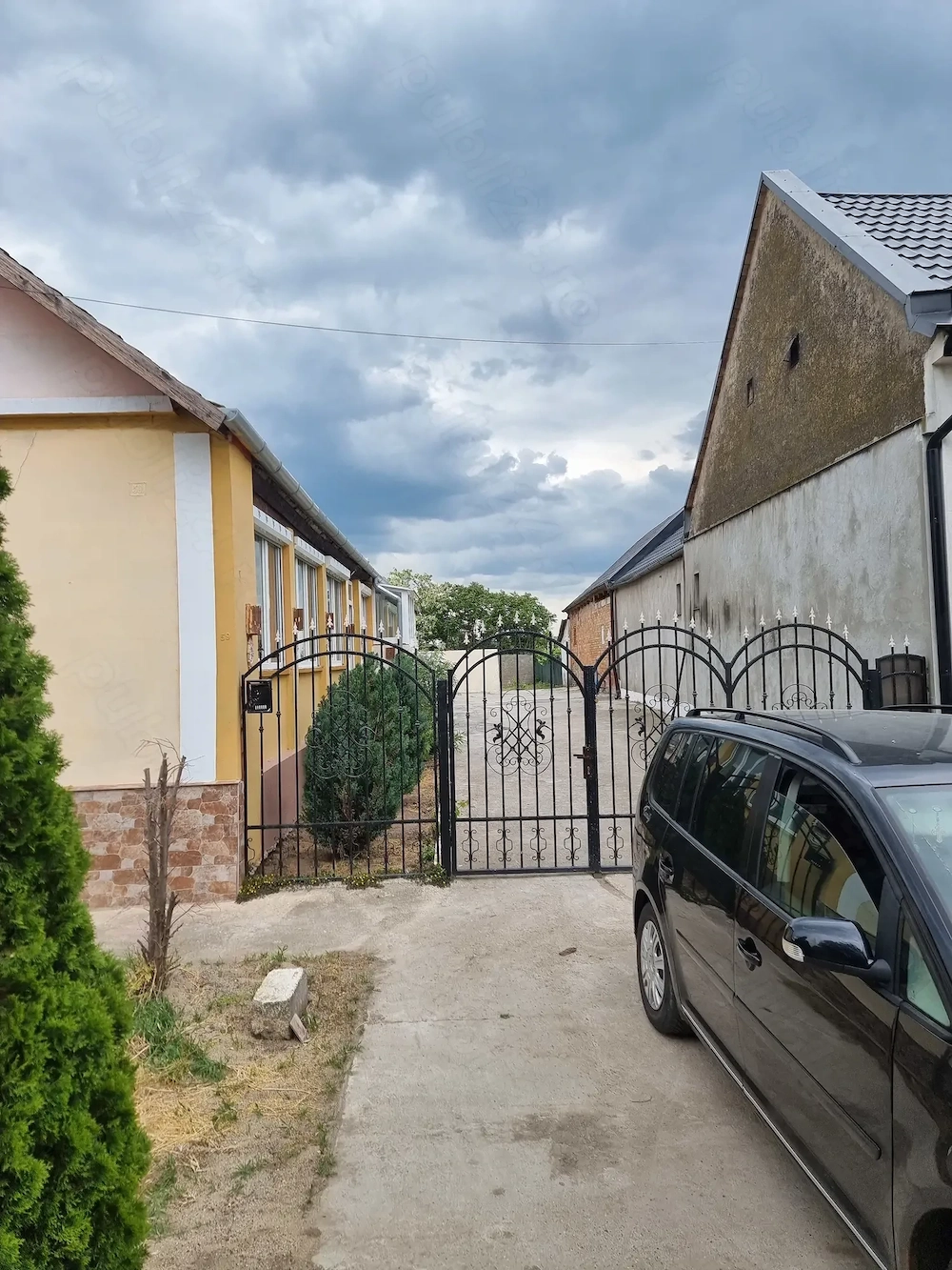 Casa în comuna Lovrin